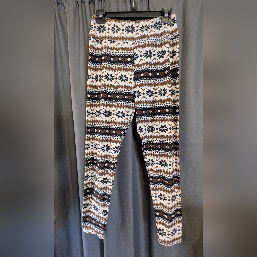 Women's winter blue,brown.and cream print leggings. Sz. XL